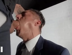 Bo Sinn Comes To Rocky Vallarta's Office To Fix The Light But He Ends Up Getting His Dick Sucked - PAPI gay porn japan bukkake