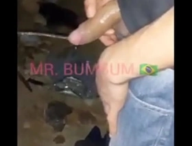 MACHO CASADO AVISOU QUE IRIA CHEGAR MAIS TARDE EM CASA PORÉM O VERDADEIRO MOTIVO ELE NÃO CONTOU. MRBUMBUMBRASIL FAZ O QUE MUITA MULHER NAO FAZ COM SEUS MARIDOS. CENTENAS DE AVENTURAS NO RED taiwan teen gay porn