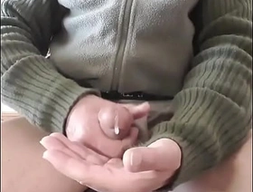 belle branlette, grosse éjaculation, léchage de sperm. gay porn japan new