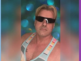 Retour en 1987 dans le style Miami Vice white hot gay porn