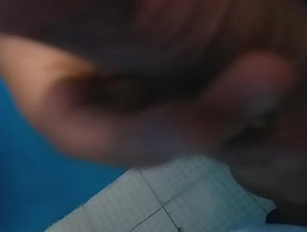 Paja en el baño muscle gay hot porn