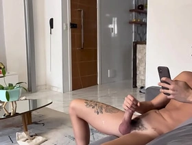 peguei meu primo batendo uma e cai de boca japan gay porn movie