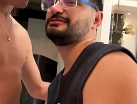 Leitando o cu do Marcos Goiano. gay japan massage porn