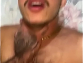 Grande 24CM de PAU GROSSO e peludo me arrombou até me encher de leite chubby chinese gay porn