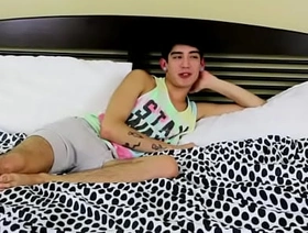 Horny Mickey Ramirez Loves To Please His Lover In Bed japan muscle gay porn