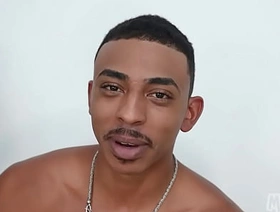 Bastidores de um ensaio fotográfico bem diferente! gay porn bdsm japan