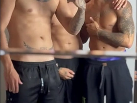 Ganhei 2 rolas de presente no Natal. - Free hot sexy gay indian porn