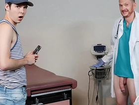 Doctor Manages to Convince His Hot Patient to Bottom for Him - Doctorblows gay massage chinese porn
