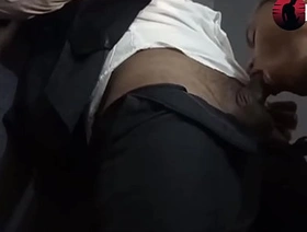 Homen de roupa social fudendo passivo na festa até leitar korean gay porn boyfriendtv