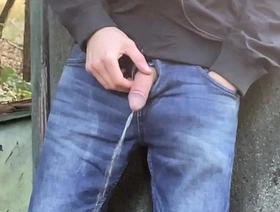 Pissen im Wald chinese gay porn bdsm