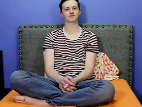 Sweet Twink Holden Ross Slides In A Dildo In His Juicy Ass chinese gay live porn