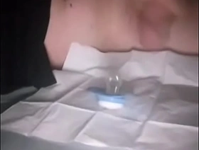 Il casse son NNN à cause de sa tétine hot porn gay boy