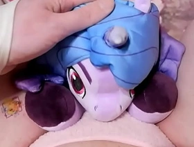 [EroNekoKun] - Cute Boy cum on Face Plush toy Izzy Moonbow from My Liitle Pony chinese gay bdsm porn