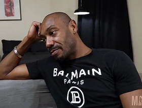 Chupou a rola do tiozão pra pagar Empréstimo handsome chinese boy gay porn