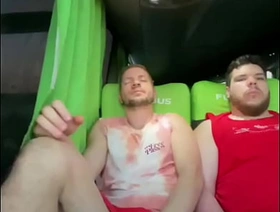Prévia - Dotado Me Colocou Pra Mamar no Ônibus e Deu Leitinho Na Boca No Banheiro da Rodoviária (ASSISTA COMPLETO NO XVIDEOS RED) chinese gay porn sleep