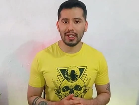 Vendedor de perfumes dotado penetra con sus 20cm a hombre sacerdote que le dio un masaje! Relato sexual gay sex china porn