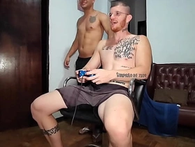 meu amigo me comeu enquanto jogava vídeo game hot muscle indian gay porn
