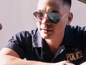 Officer Colton Reece Brings Twink Harrison Todd Back To The Police Station & Gives Him The Fuck Of His Life - MEN gay porn pijat indonesia