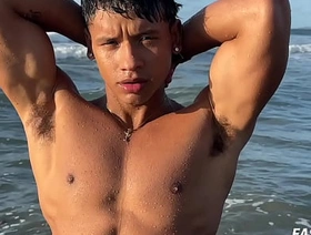 Damond Brown In Cartagena japan slave gay porn