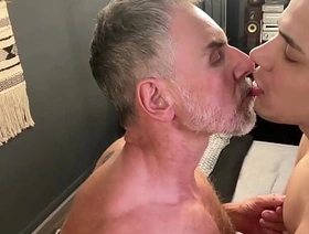 TIAGO GAÚCHO - SILVER DADDY FUCK ME HARD 2 gay hot muscular porn