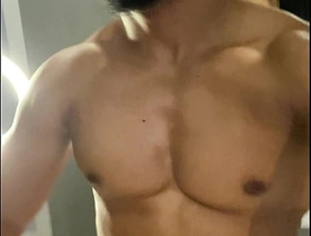 CUARTO SADOMASOQUISTA FETICHISTA CON AMIGO HETERO CURIOSO POR PINGA VENOSA PARTE 1 hot hunk daddy gay porn