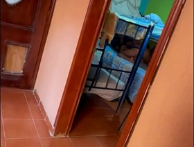 Llego de la chamba y cacho a mi novio cogiendose un culo bien a gusto gay hot abs porn