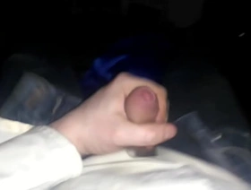 ręczna robota w śmierdzących ciuchach hot office gay porn