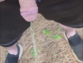 Pissing outside cute gay japan porn