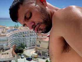 Room Ser[r]vices avec Nicholas Bardem & Oskar Ivan [Free 5mn] gay japan onsen porn