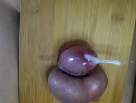 睾丸を潰されて射精する korean gay spy porn